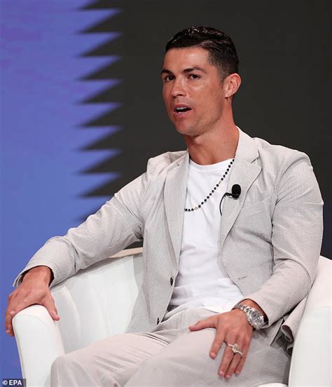 Cristiano Ronaldo drips in diamonds at Dubai sports conference - Celebrities Major