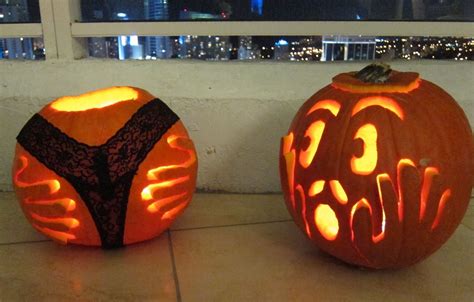 10 Outrageously Inappropriate Pumpkin Carvings | Halloween pumpkins carvings, Funny pumpkin ...