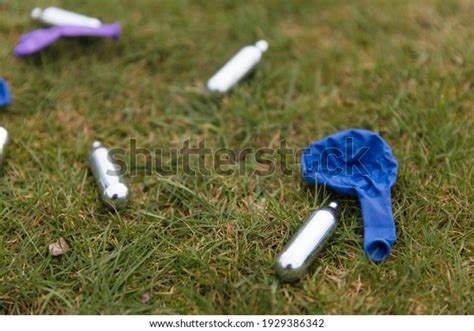 168 Nitrous Oxide Balloon Images, Stock Photos & Vectors | Shutterstock