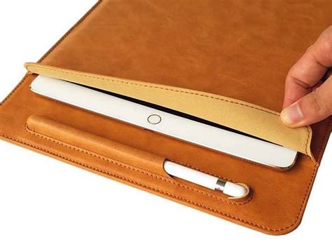 Toovren 12.9” iPad Pro Leather Sleeve with Apple Pencil Holder | Gadgetsin