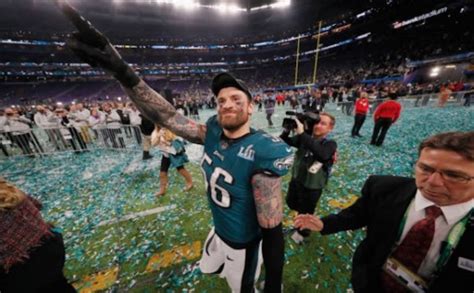 BREAKING: Eagles' Chris Long Announces Retirement From NFL