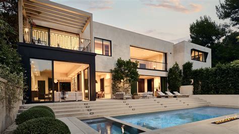 Kylie Jenner and Travis Scott Drop the Price of Their Beverly Hills ...