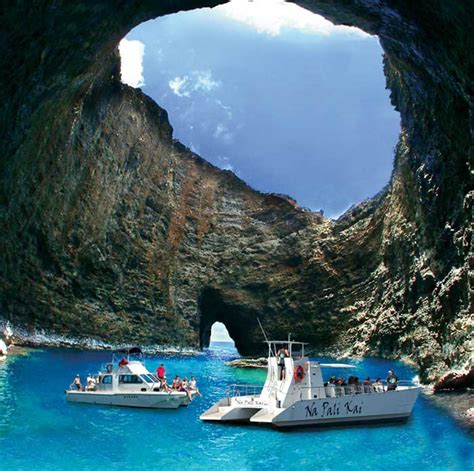 Na Pali Coast Boat & Snorkel Tour - From $139 - Waikiki Adventures