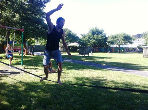 How to do Slackline Tricks in Carrara Park Wellington New Zealand ...