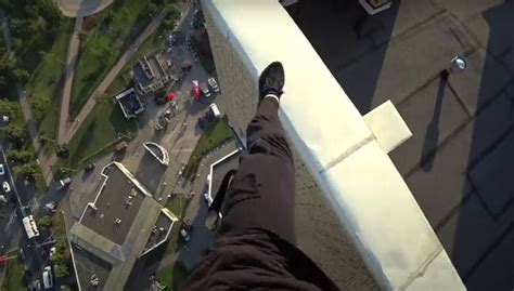 TERRIFYING! Parkour Runner Misses Jump and Falls Off High Rise Roof ...