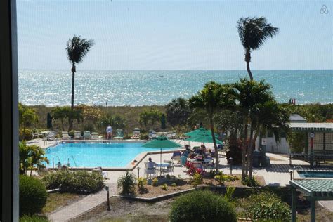 Discover the Beauty of Sanibel Island at Sanibel Beach Club II