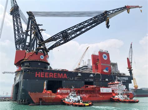 The semi-submersible crane vessel Sleipnir, present holder of the title of world's largest crane ...