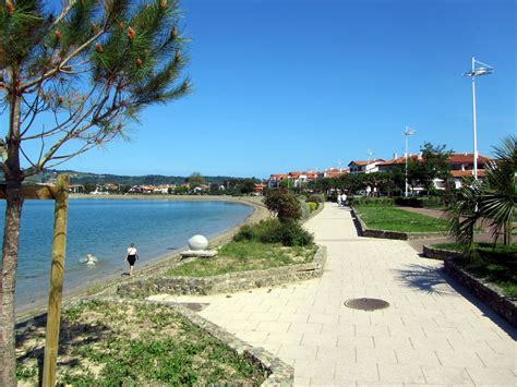 RESTAURANTS AND FOOD: Hendaye, a beautiful place at the edge of France