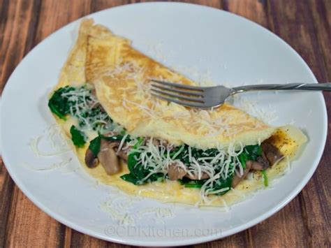 Healthy Spinach And Mushroom Omelet Recipe | CDKitchen.com