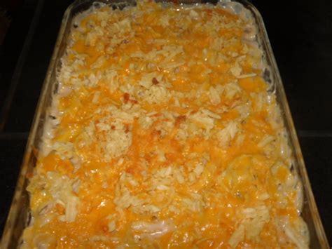 Recipe For Tuna Noodle Casserole With Potato Chips & Campbells Mushroom soup – Mom’s Recipe Site