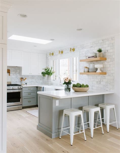 10 Stunning Grey and White Kitchen Design Ideas - Decoholic