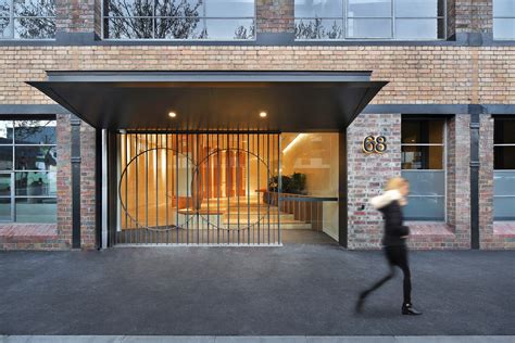 Gallery of Holme Apartments / John Wardle Architects - 10