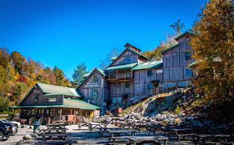 Exploring Emerald Village: North Carolina Gem Mines in Little ...