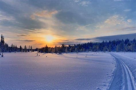 20 Mesmerizing Winter Wonderland Photos of Finland | Finland, Cross country skiing, Beautiful ...