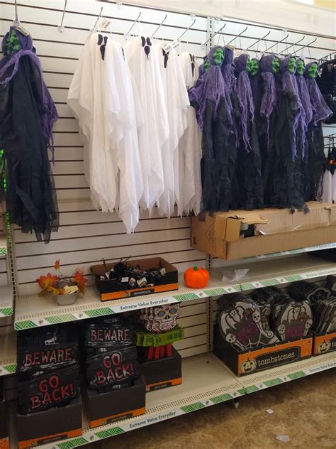 Halloween Decorations at Dollar Tree | DOLLAR STORE REVIEWER