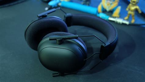 Razer BlackShark V2 Pro review: Lightweight, wireless freedom - HardwareZone.com.sg