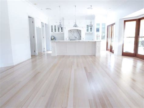 white washed wooden flooring - Phat Diary Slideshow