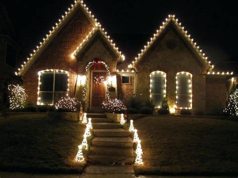 20+ Classy Outdoor Christmas Decorations – The Urban Decor