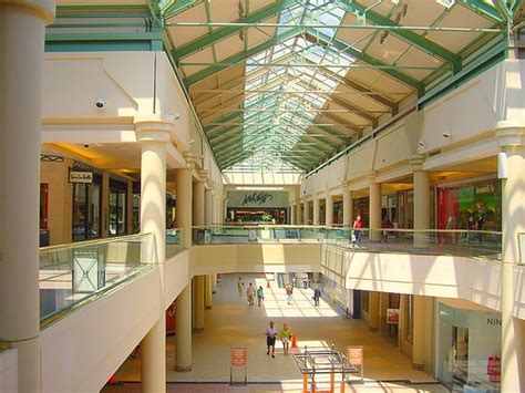 Freehold Raceway Mall Being Renovated | In Freehold, New Jer… | Flickr