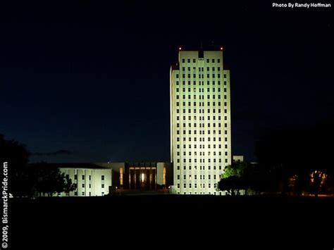 North Dakota State Capitol at Night | The 19-story art deco … | Flickr