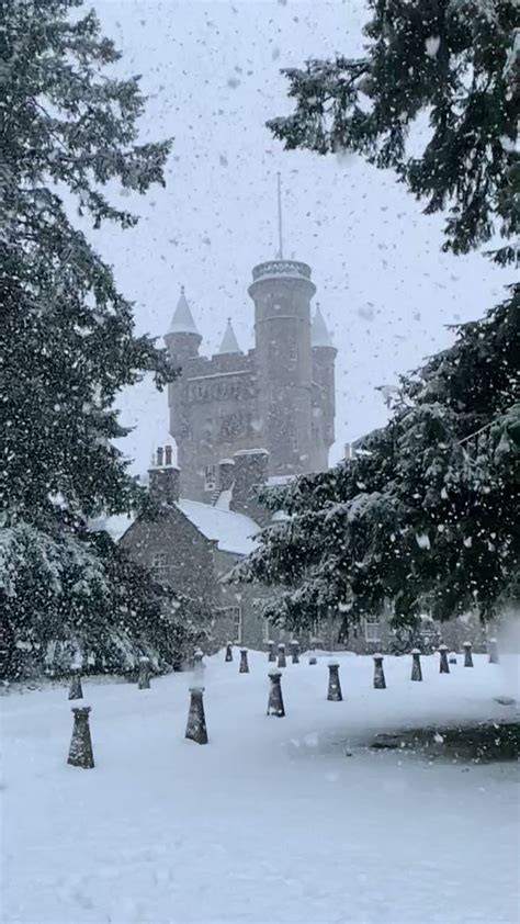 Balmoral Castle & Estate on Twitter: "Snowy scenes at Balmoral Castle. https://t.co/AZJyNigCxH ...