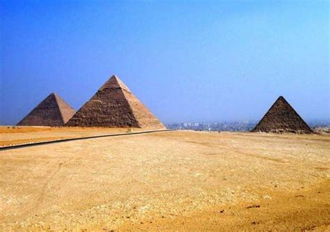 Pyramids of Giza - Students | Britannica Kids | Homework Help