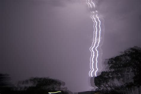 Image of lightning bolt | CreepyHalloweenImages