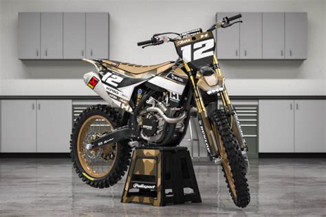 Graphics Kit For Husqvarna 'ATTACK' – OMXGraphics