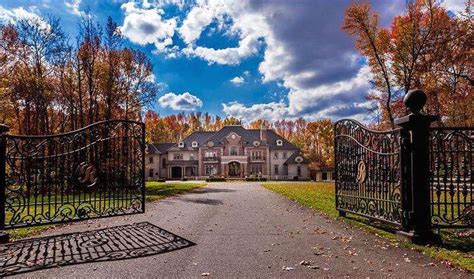 Jaw Dropper of the Week: Jon Runyan's Former Mount Laurel Mansion