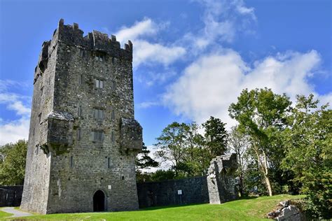 Oughterard — Joyce Country & Western Lakes Geopark Project