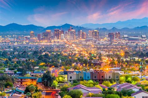 Discover What Sets Phoenix Apart From Other Cosmopolitan Cities in The U.S – Carol Royse Team