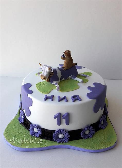 Milka - oreo cake - Decorated Cake by simplyblue - CakesDecor