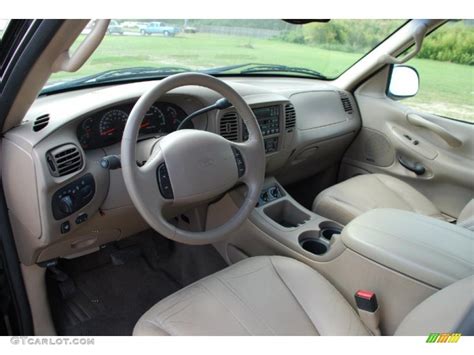 Medium Parchment Interior 2002 Ford Expedition Eddie Bauer Photo ...