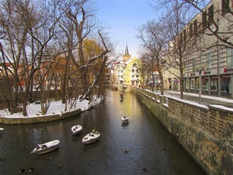 Blick auf von der Schlösserbrücke auf den Fluss Gera, am ... - Staedte-fotos.de