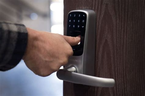 6 Prime Benefits of Upgrading Your House with Smart Door Locks