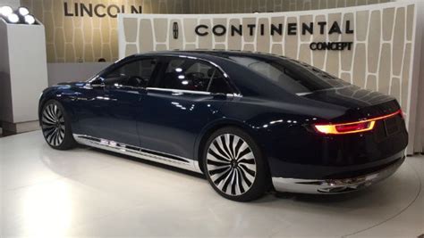 2022 Lincoln Continental Black Label