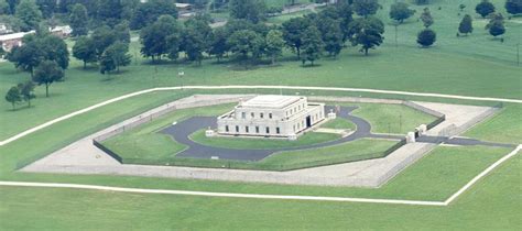 Think you know what's inside Fort Knox? The 10 golden secrets of the US ...