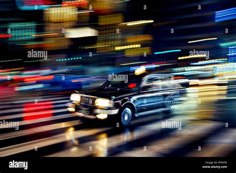 Tokyo night hi-res stock photography and images - Alamy