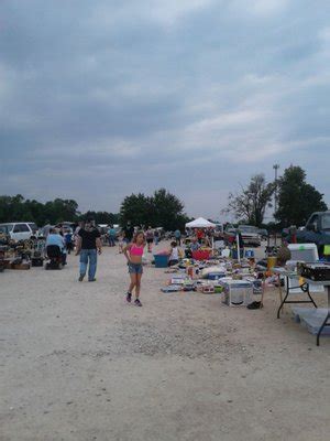 SOUTH HIGH FLEA MARKET - 17 Photos - 3050 S High St, Columbus, Ohio - Flea Markets - Phone ...