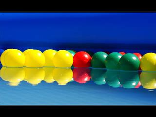 BOLAS, CORES E REFLEXO...Balls, Colors and Reflection... | Flickr