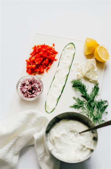 Greek Sushi Rolls (Greek Salad Meets Easy 5 Minute Sushi!) | Vegetarian sushi, Vegetarian sushi ...