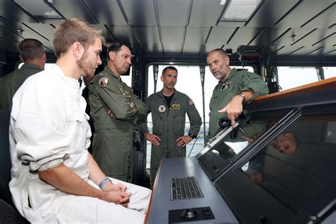 DVIDS - Images - Carrier Strike Group One Leaders Visit HMS Queen ...