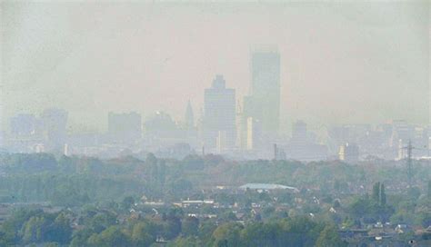 Manchester researchers identify key to darkness of soot in air pollution