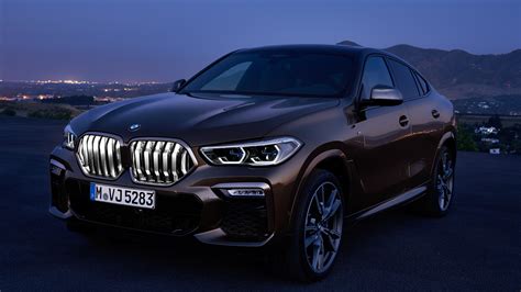 Photo Comparison: BMW X6 M50i vs Mercedes-AMG GLE 53 Coupe