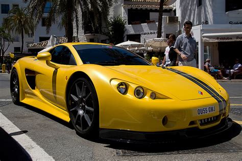 Ascari A10 | Luxury Machine