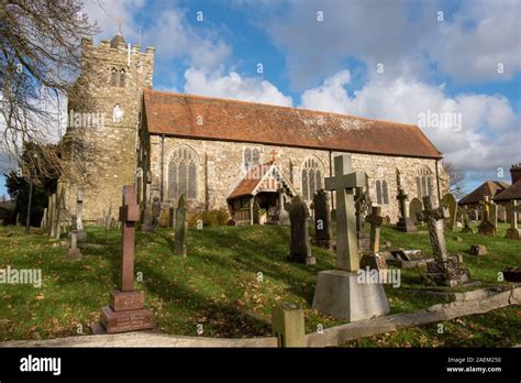 Sussex churches hi-res stock photography and images - Alamy