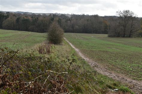 High Weald Landscape Trail © N Chadwick :: Geograph Britain and Ireland