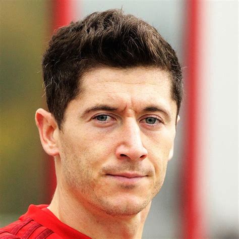 Robert Lewandowski ️ Biografía resumida y corta