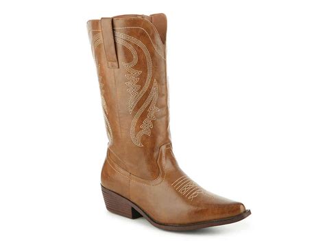 10 Must Have Wide Width Cowboy Boots For Fall You'll Love