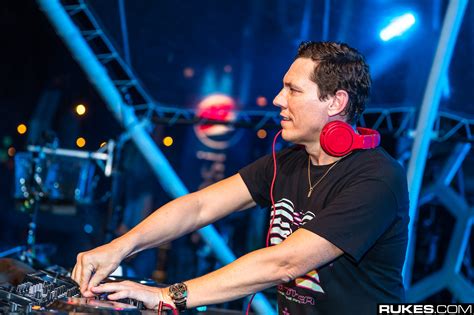 What is DJ Tiesto known for?